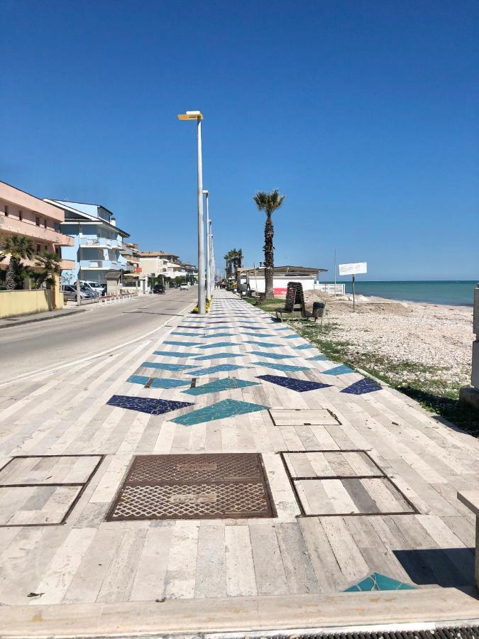 Apartamento Vita Marina Porto SantʼElpidio Exterior foto