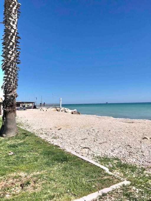 Apartamento Vita Marina Porto SantʼElpidio Exterior foto